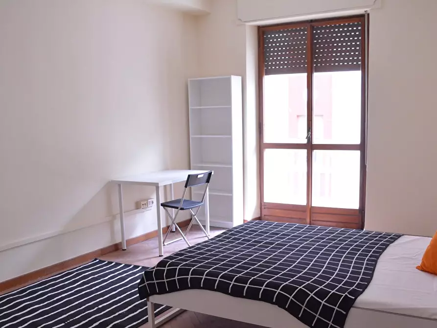 Immagine 2 di Camera in affitto  in Via Pola a Cagliari