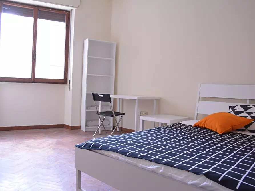 Immagine 4 di Camera in affitto  in Via Pola a Cagliari