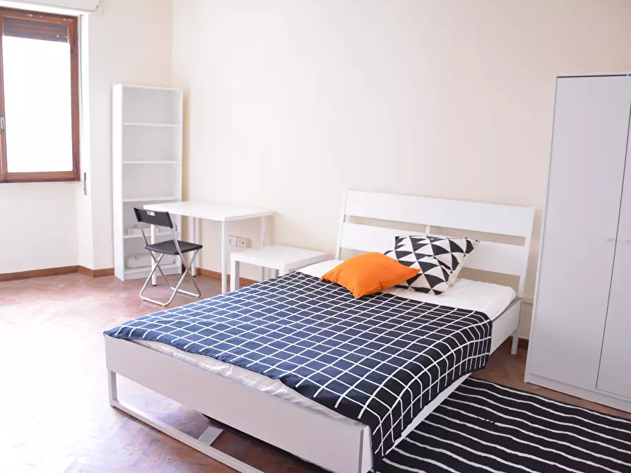 Immagine 2 di Camera in affitto  in Via Pola a Cagliari