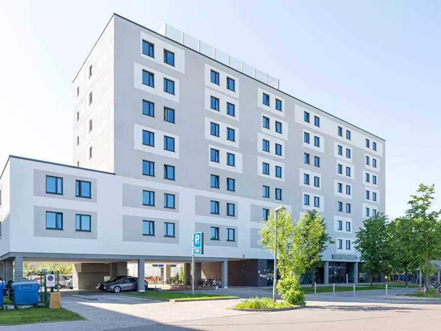 Immagine 7 di Casa indipendente in affitto  in Storkower Straße a Berlin