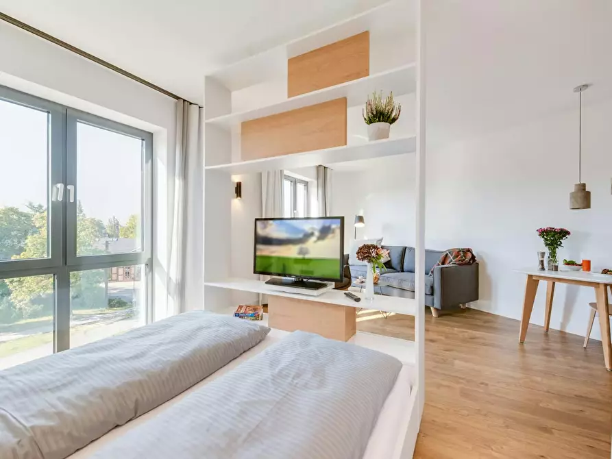 Immagine 7 di Appartamento in affitto  in Treskowallee a Berlin