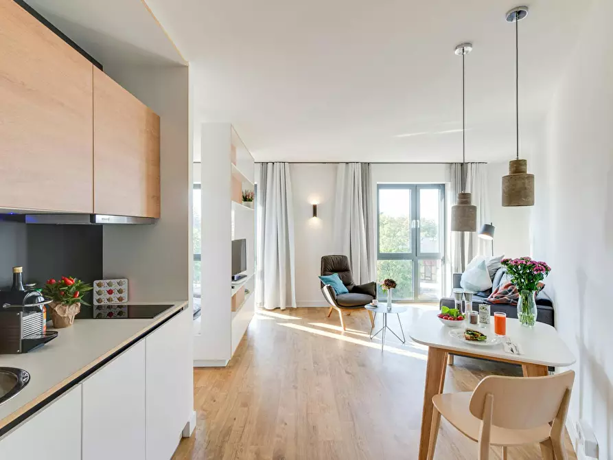 Immagine 3 di Appartamento in affitto  in Treskowallee a Berlin