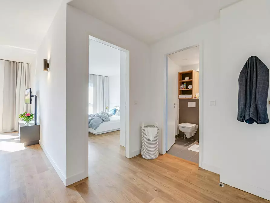 Immagine 6 di Appartamento in affitto  in Treskowallee a Berlin