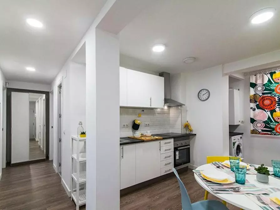 Immagine 6 di Camera in affitto  in Calle de Aguilón a Madrid