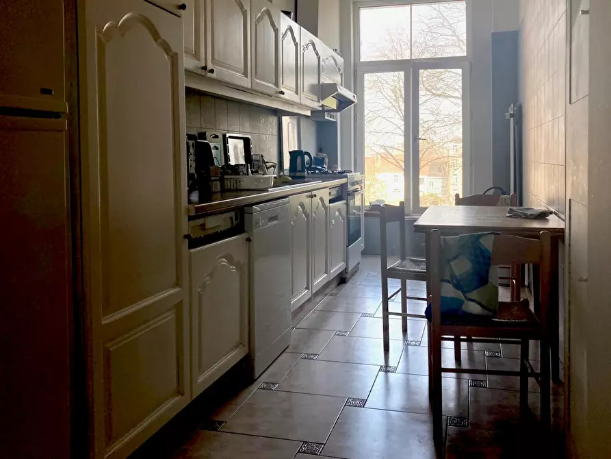 Immagine 8 di Camera in affitto  in Rue du Trône a Ixelles