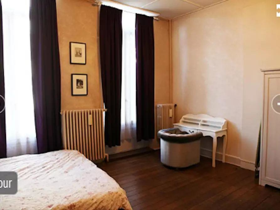 Immagine 2 di Appartamento in affitto  in Rue du Trône a Ixelles