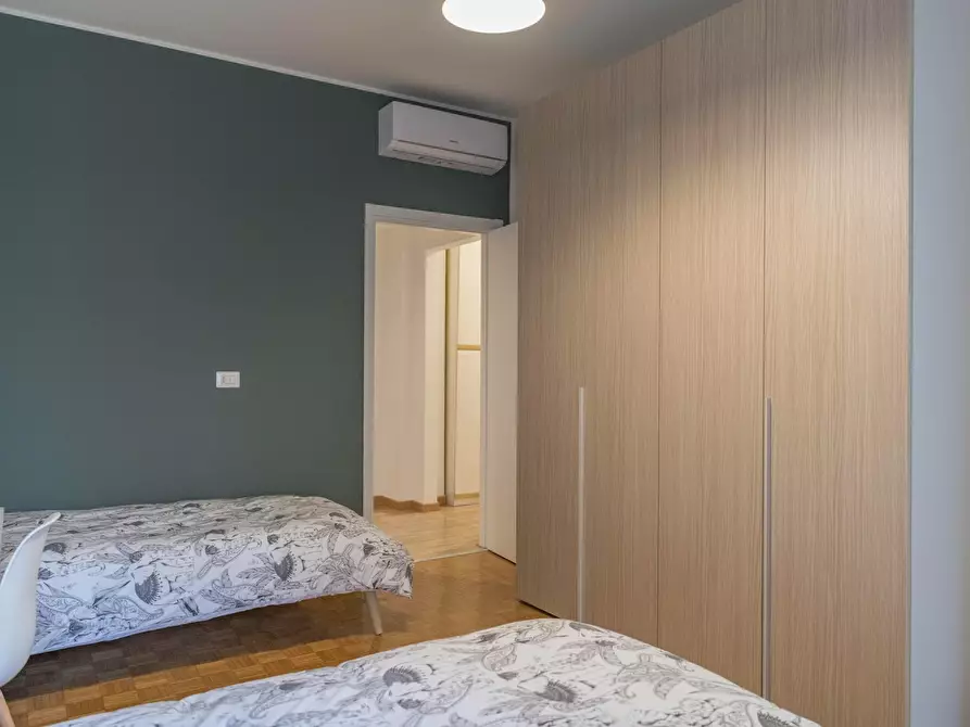 Immagine 2 di Camera condivisa in affitto  in Via Savona a Milano