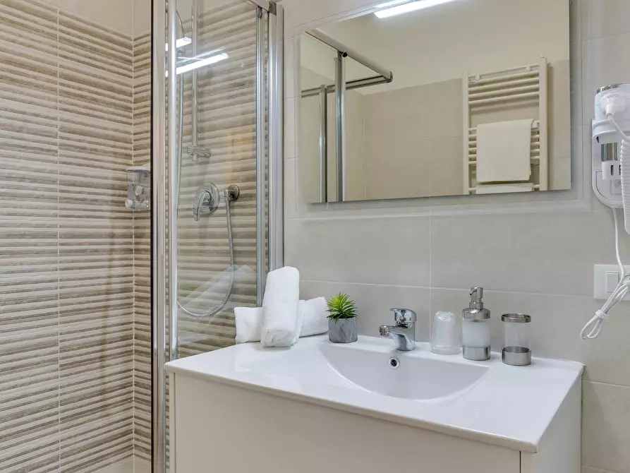 Immagine 5 di Camera in affitto  in Via Girolamo Ulloa a Venezia