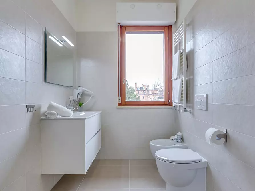 Immagine 7 di Camera in affitto  in Via Girolamo Ulloa a Venezia