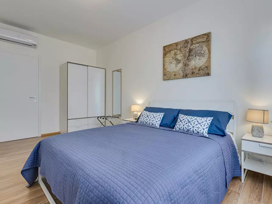 Immagine 10 di Camera in affitto  in Via Girolamo Ulloa a Venezia