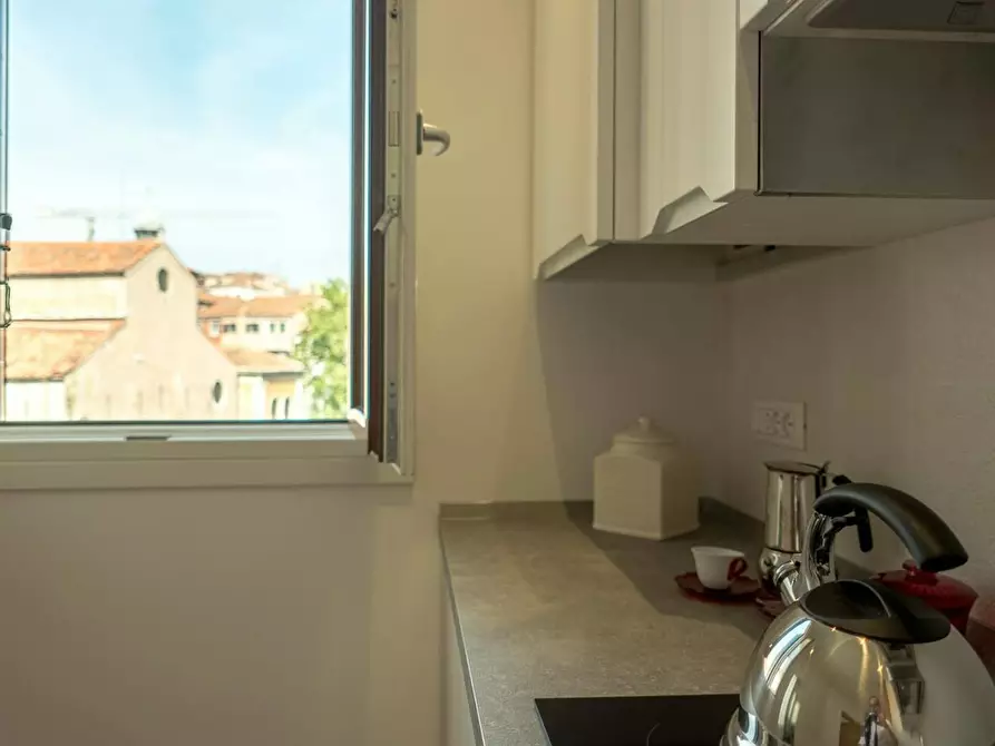 Immagine 4 di Appartamento in affitto  in Ruga Bela a Venezia