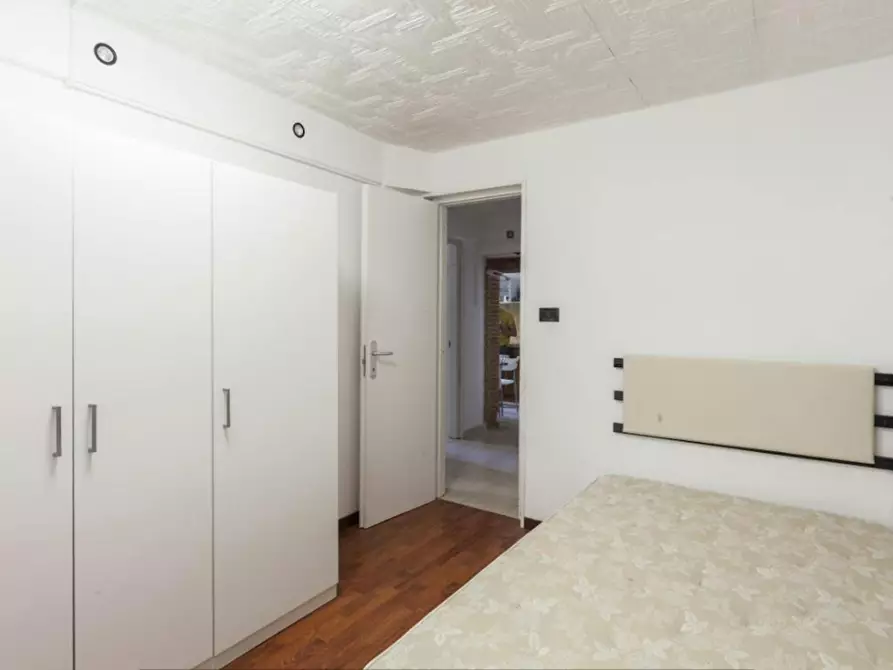 Immagine 2 di Camera in affitto  in Via Graziolo Bambaglioli a Bologna