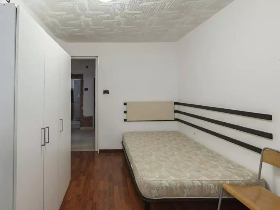 Immagine 1 di Camera in affitto  in Via Graziolo Bambaglioli a Bologna