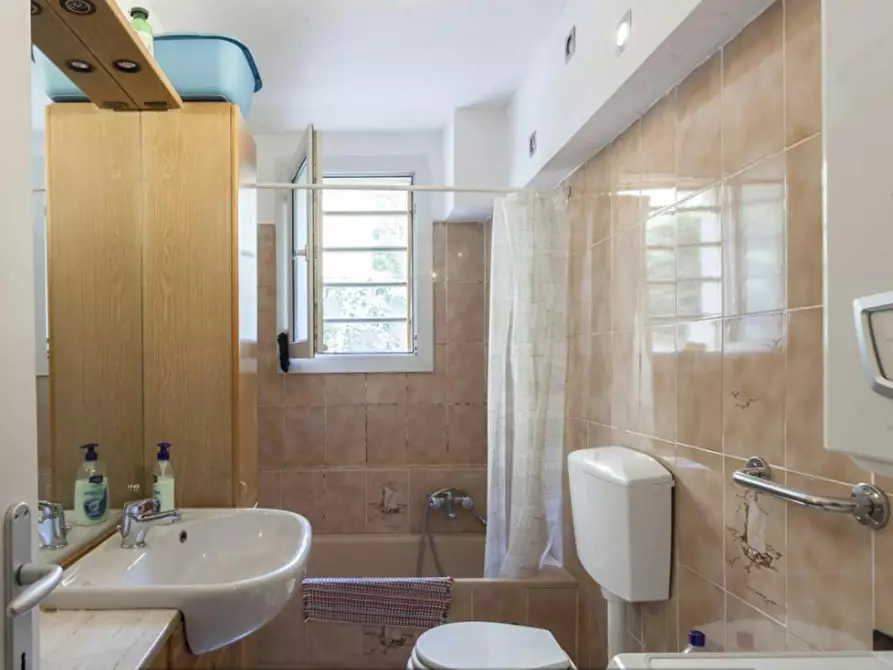 Immagine 9 di Camera in affitto  in Via Graziolo Bambaglioli a Bologna