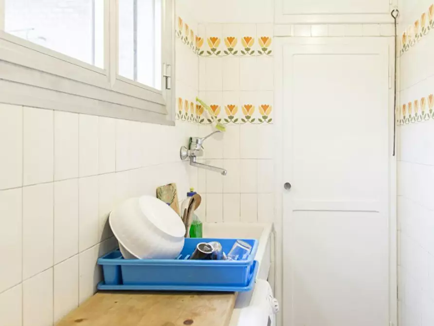 Immagine 9 di Camera in affitto  in Via Donato Creti a Bologna