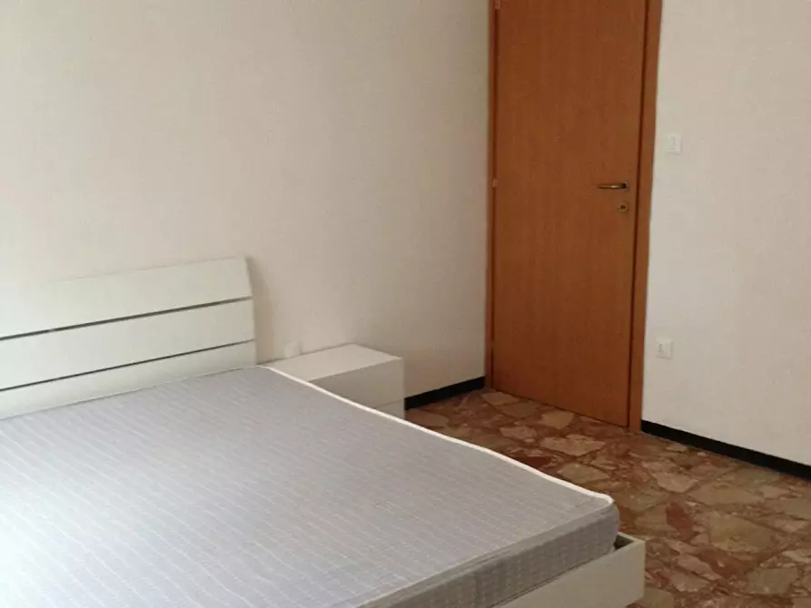 Immagine 4 di Camera in affitto  in Via Stalingrado a Bologna