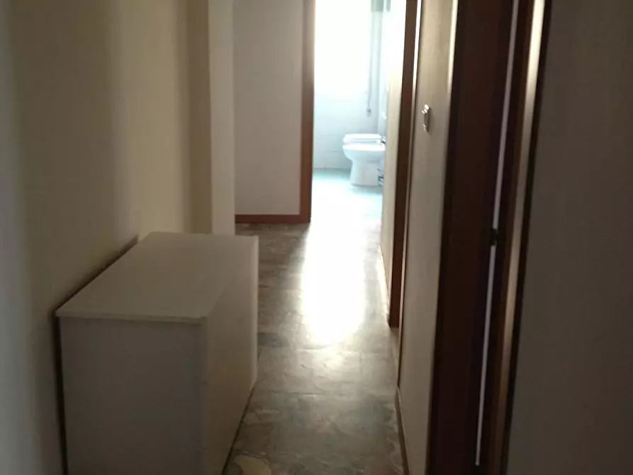 Immagine 10 di Camera in affitto  in Via Stalingrado a Bologna