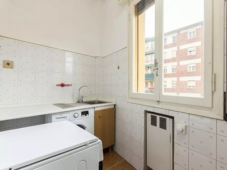 Immagine 8 di Camera in affitto  in Via Arno a Bologna