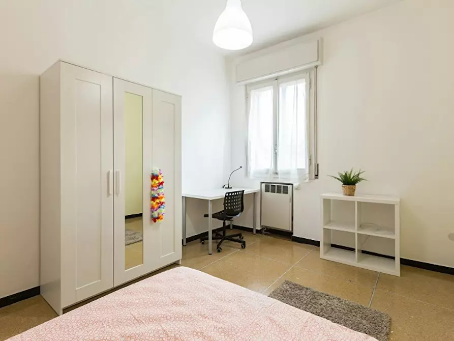 Immagine 7 di Camera in affitto  in Via Arno a Bologna