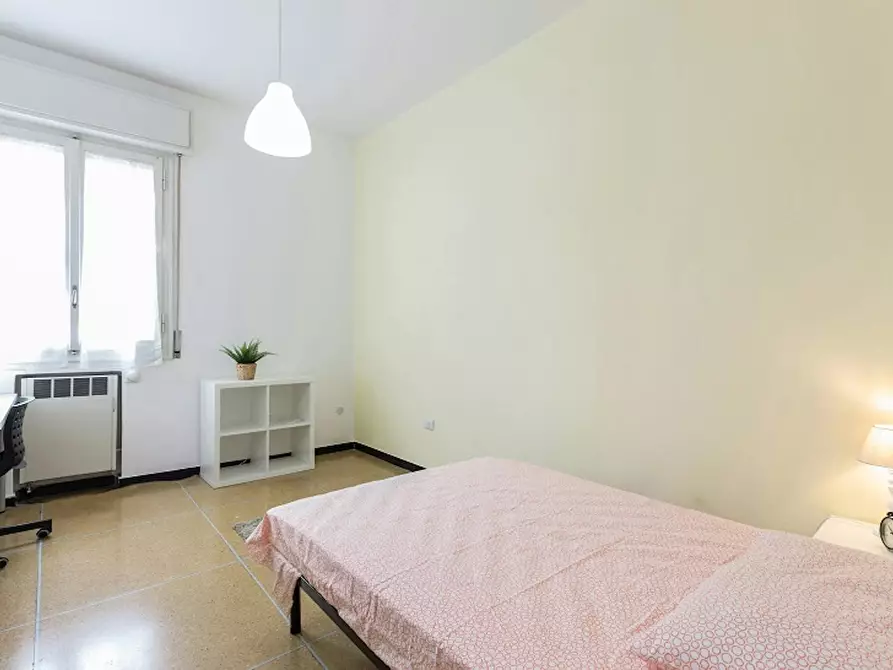 Immagine 1 di Camera in affitto  in Via Arno a Bologna