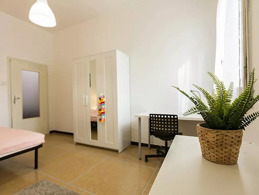 Immagine 6 di Camera in affitto  in Via Arno a Bologna