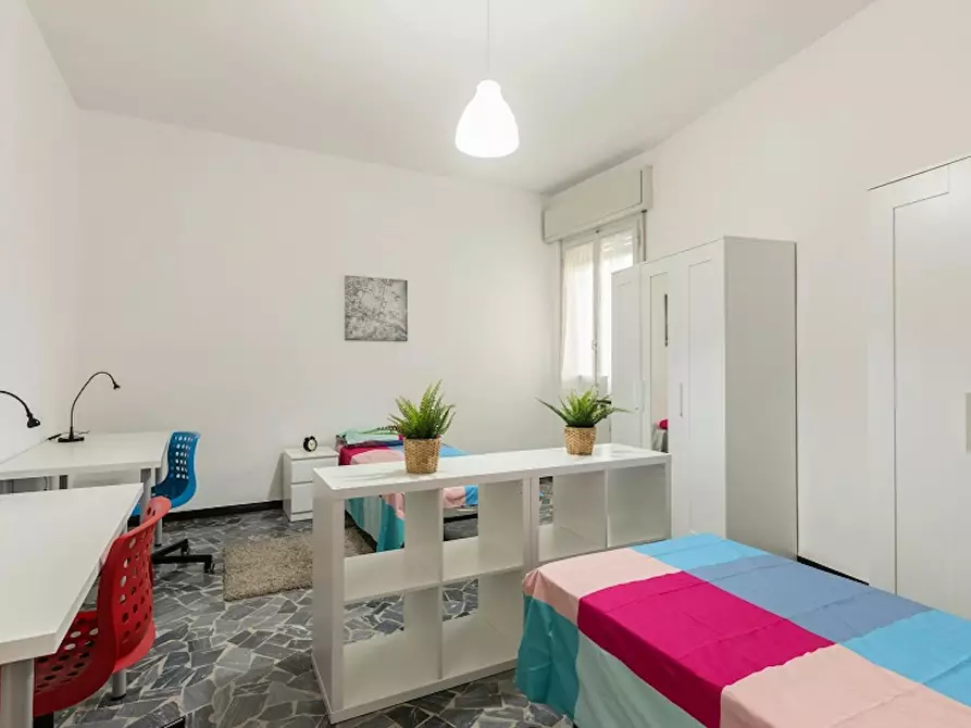 Immagine 2 di Camera condivisa in affitto  in Via Arno a Bologna