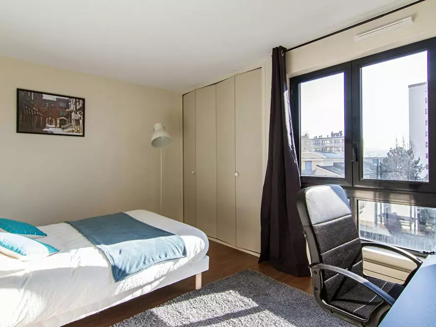 Immagine 4 di Camera in affitto  in Avenue d'Alsace-Lorraine a Rueil-Malmaison