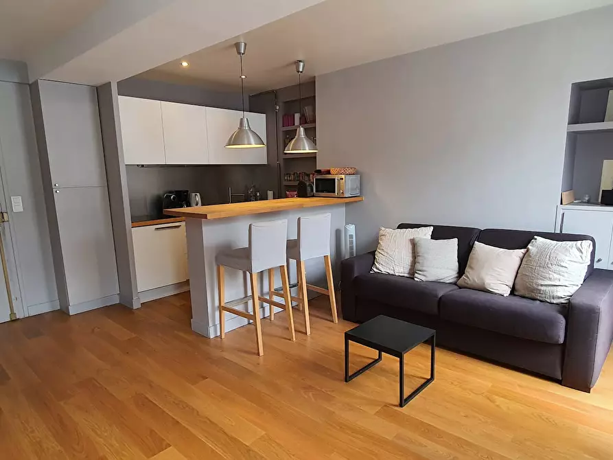 Immagine 1 di Appartamento in affitto  in Rue du Temple a Paris 03