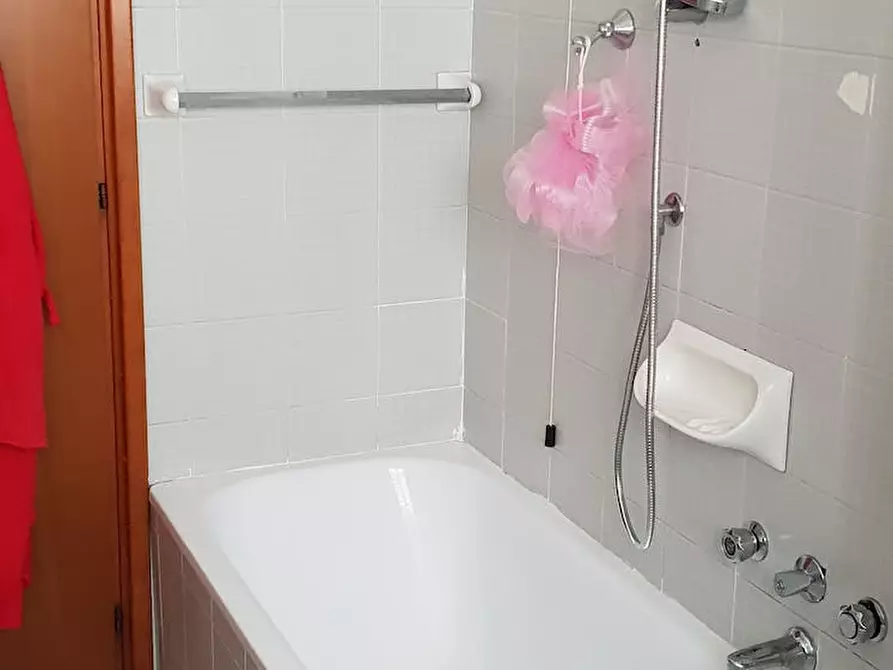 Immagine 3 di Camera condivisa in affitto  in Via Benozzo Gozzoli a Milano