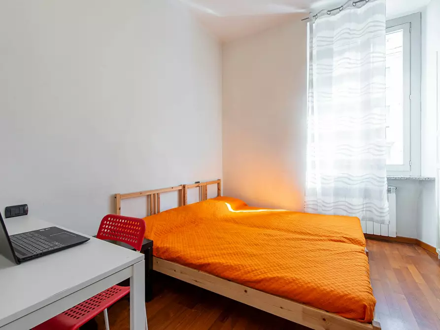 Immagine 1 di Camera in affitto  in Viale Umbria a Milano