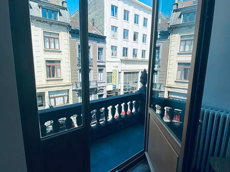 Immagine 3 di Camera in affitto  in Chaussée de Charleroi a Saint-Gilles
