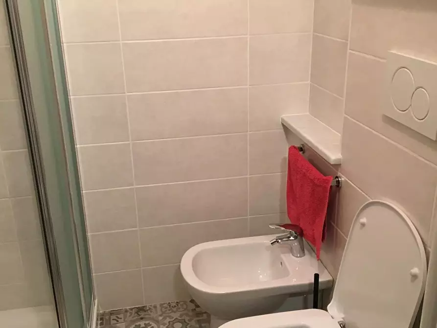 Immagine 9 di Camera in affitto  in Via Andrea Massena a Torino