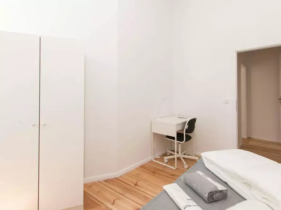 Immagine 3 di Camera in affitto  in Hermannstraße a Berlin