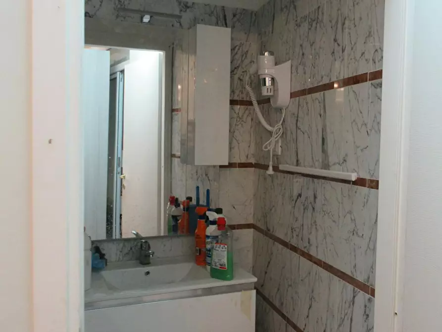 Immagine 2 di Camera in affitto  in Via dei Serragli a Firenze