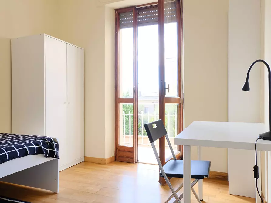 Immagine 4 di Camera in affitto  in Via Pola a Cagliari