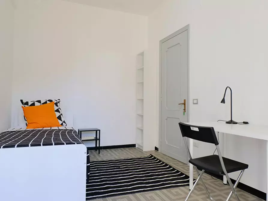 Immagine 2 di Camera in affitto  in Via Pola a Cagliari