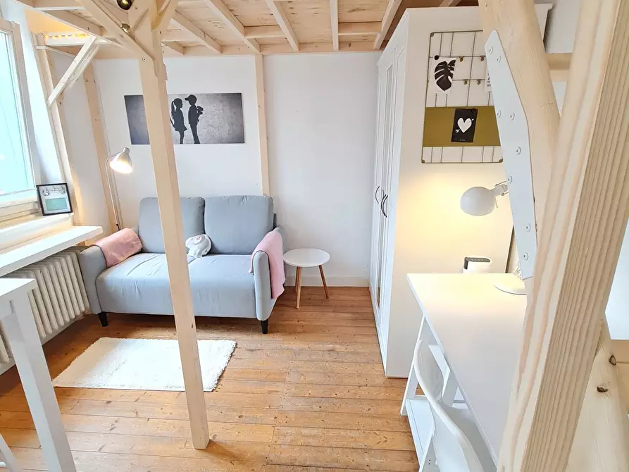 Immagine 4 di Appartamento in affitto  in Combahnstraße a Bonn