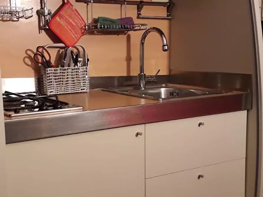 Immagine 10 di Appartamento in affitto  in Via Mortara a Milano