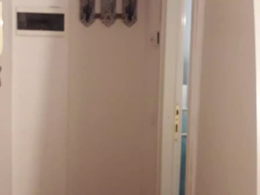 Immagine 5 di Appartamento in affitto  in Via Mortara a Milano