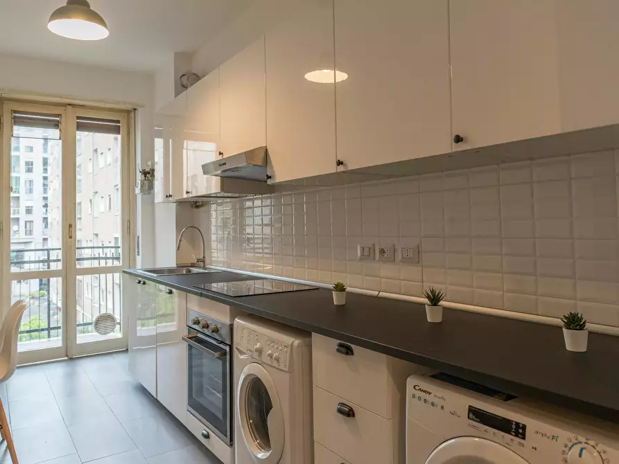 Immagine 6 di Camera in affitto  in Via Savona a Milano