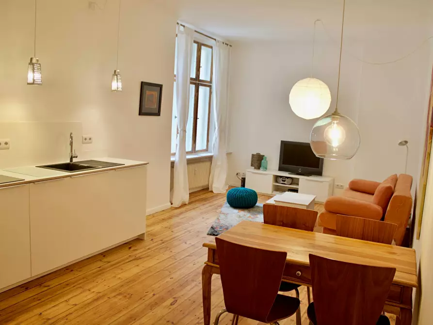 Immagine 4 di Appartamento in affitto  in Triftstraße a Berlin