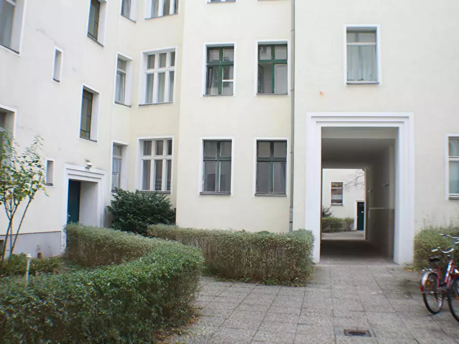 Immagine 10 di Appartamento in affitto  in Triftstraße a Berlin