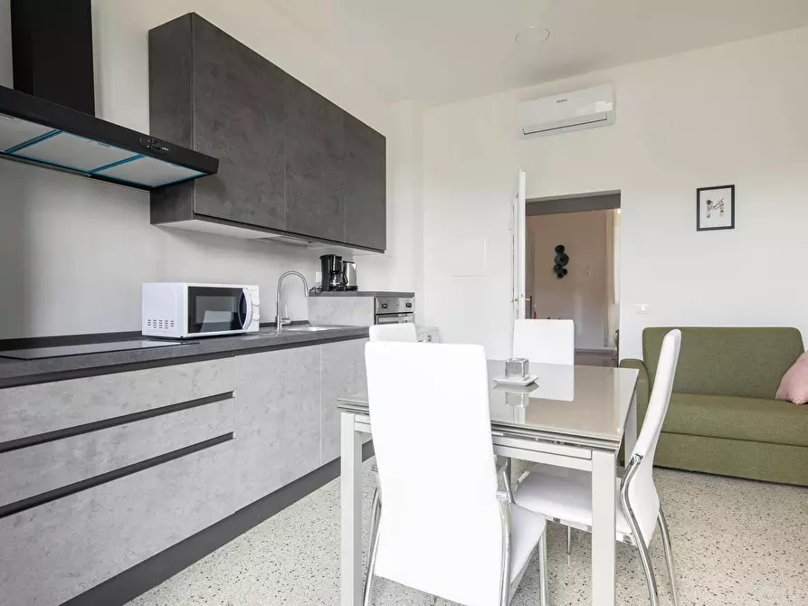 Immagine 1 di Appartamento in affitto  in Via Bronzino a Firenze