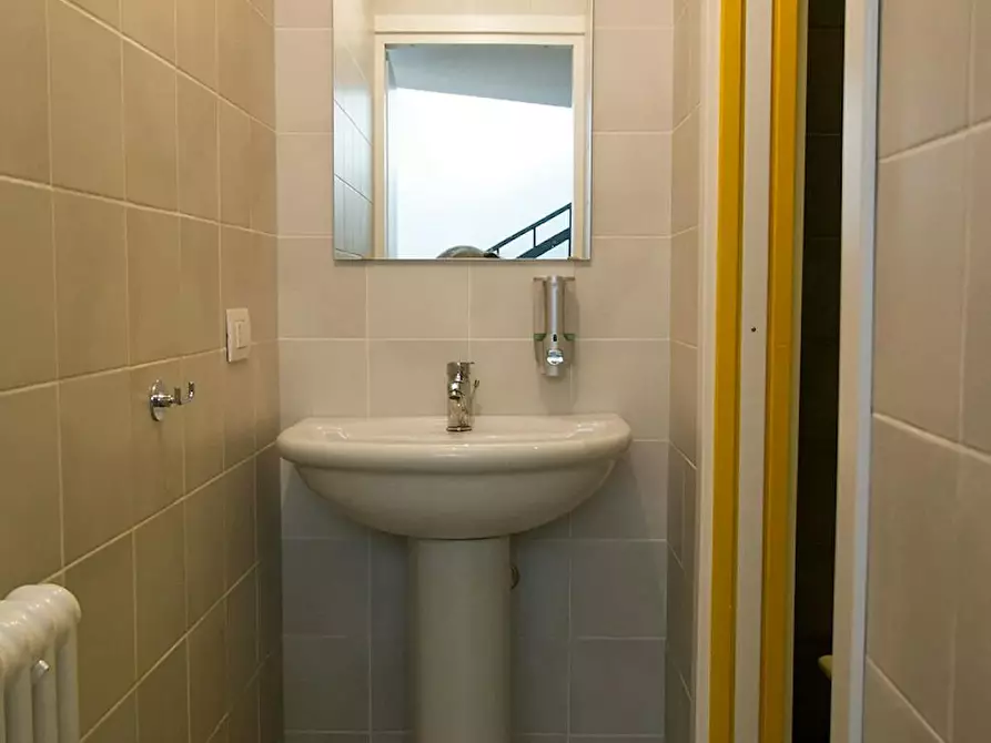 Immagine 10 di Appartamento in affitto  in Via Gaetano De Castillia a Milano