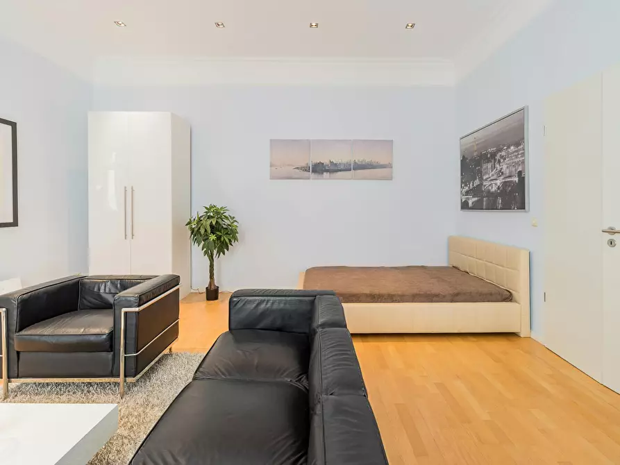 Immagine 5 di Appartamento in affitto  in Zehdenicker Straße a Berlin