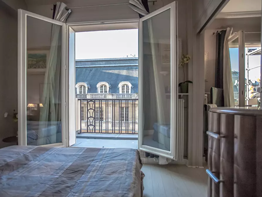 Immagine 10 di Appartamento in affitto  in Boulevard de la Madeleine a Paris