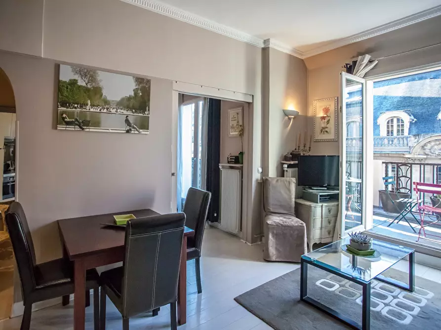 Immagine 5 di Appartamento in affitto  in Boulevard de la Madeleine a Paris
