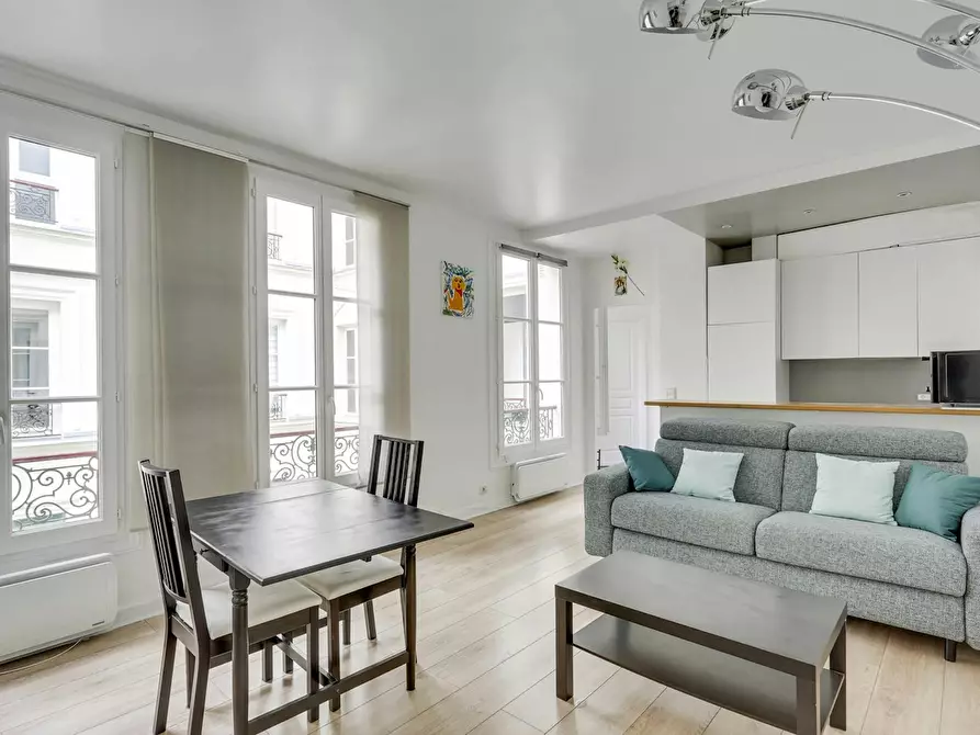 Immagine 3 di Appartamento in affitto  in Rue de la Cossonnerie a Paris