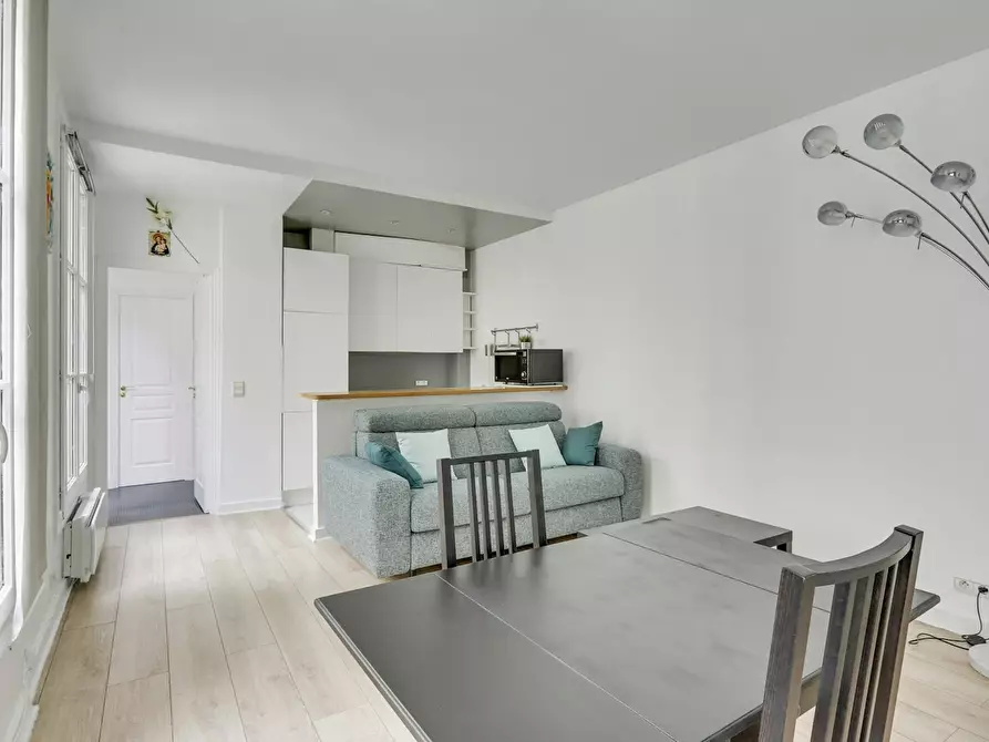 Immagine 2 di Appartamento in affitto  in Rue de la Cossonnerie a Paris