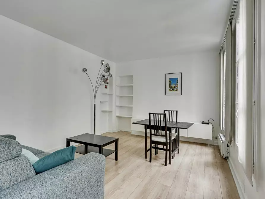 Immagine 1 di Appartamento in affitto  in Rue de la Cossonnerie a Paris